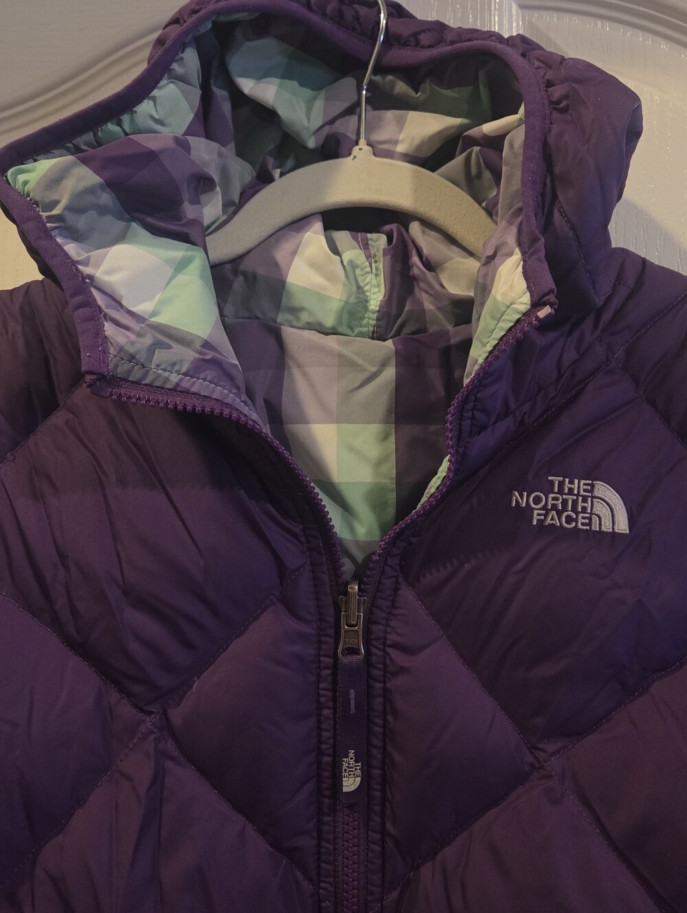 The North Face Girls XL 18 Reversible Hooded Puffer Jacket Purple Plaid - Picture 4 of 7
